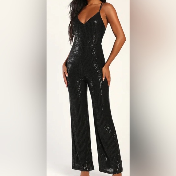 Lulu’s “Isn’t It Iconic Black” sequined wide leg jumpsuit. Never worn, has tags - Picture 8 of 8